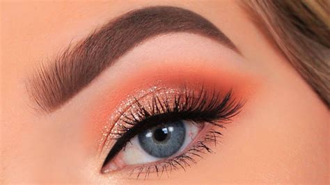 Peach Eyeshadow Look