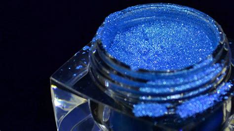 Pearlescent pigments for mixing