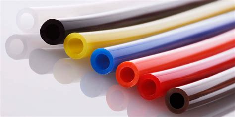 Polyurethane hose for commercial applications