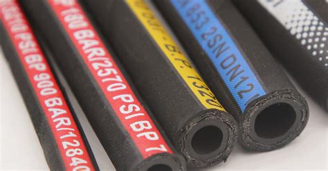 Polyurethane hose for high-pressure applications