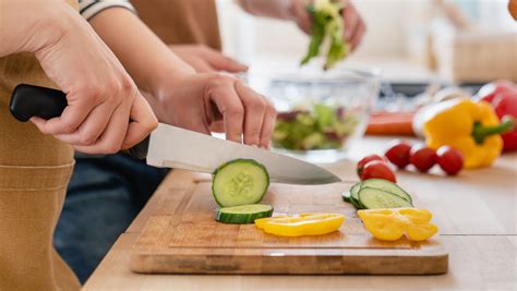 Preparing cutting board for drawing