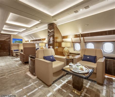 Private Jet Features