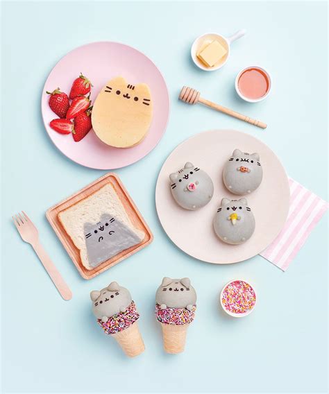 Pusheen treats