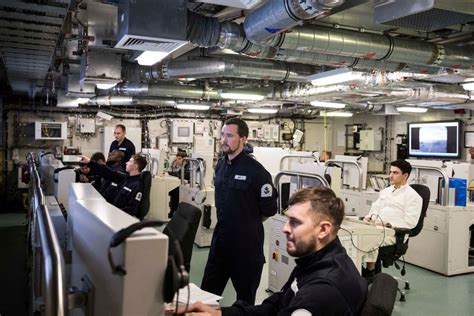 QDC Royal Navy Queen Engine Room