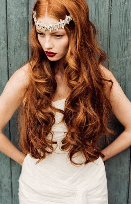 Soft gold color for redheads