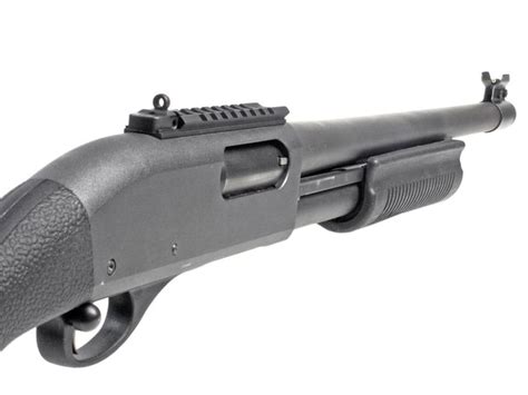 Remington 870 Tactical Rail