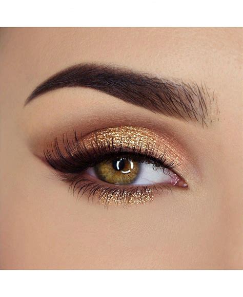 Rich Gold Eyeshadow