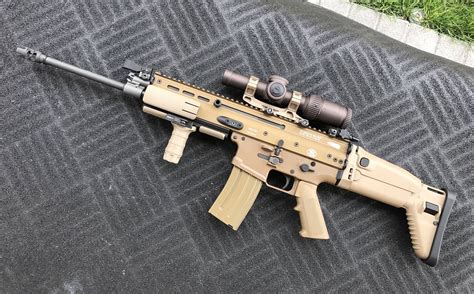 FN SCAR 16 Rifle