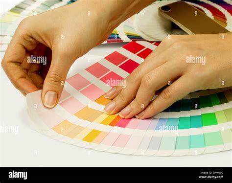 Selecting a limited color palette