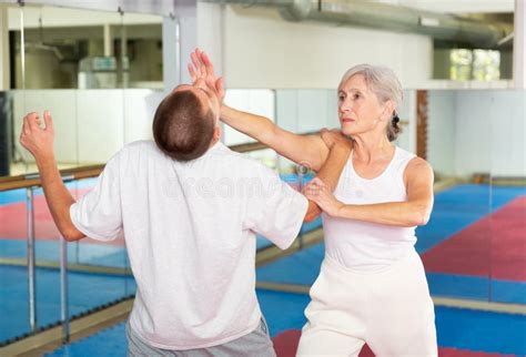 senior using body language for self-defense