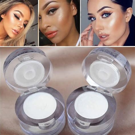 A shimmery white or cream highlight shade for a smokey eye