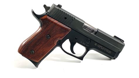 Sig Sauer P220 Compact Gallery Image 3