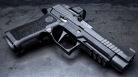 Sig Sauer P320 concealed carry handgun