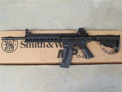 Smith & Wesson M&P 15-22 Review