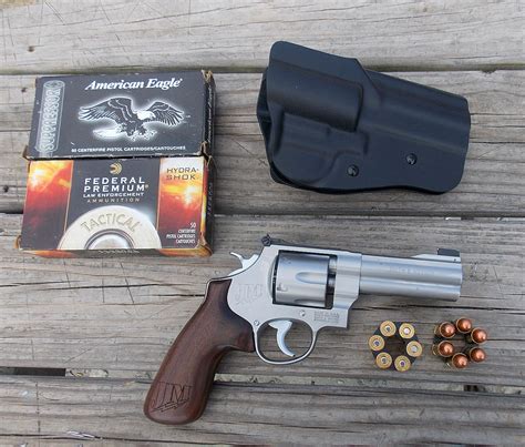 Smith & Wesson 625 shooting applications