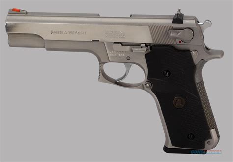 Smith & Wesson 645 Handgun