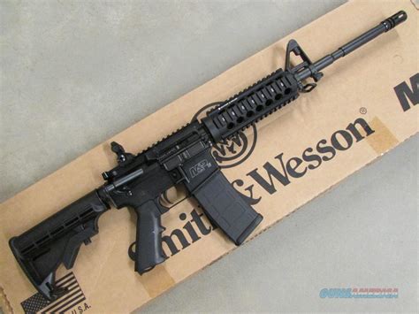 Smith & Wesson AR-15 rifle with flashlight