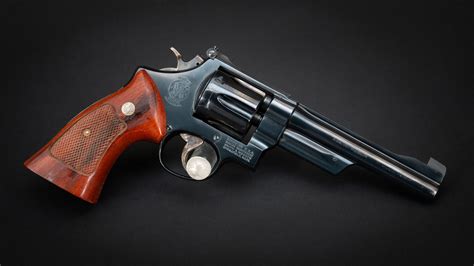 Smith & Wesson Gun Gallery 2