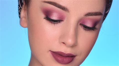 Soft Romantic Smoky Eye