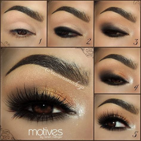 Smoky eyes with mauve eyeshadow