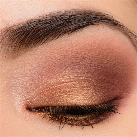 Soft Brown Eyeshadow