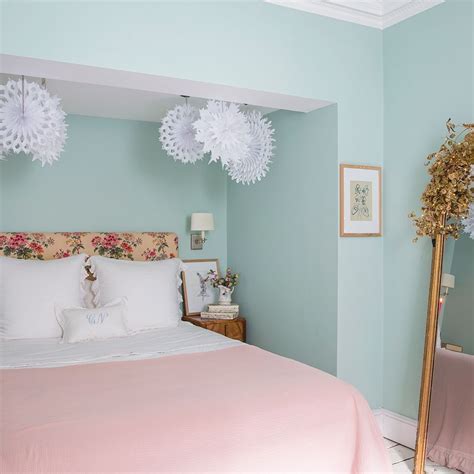 Soft mint bedroom inspiration