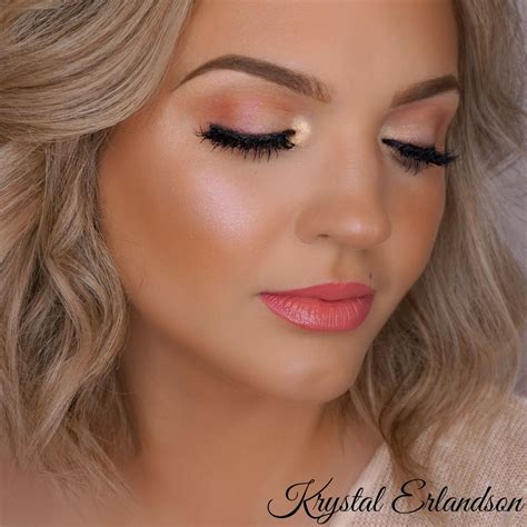 Soft Peach Look