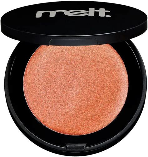 Soft peach blush for winter