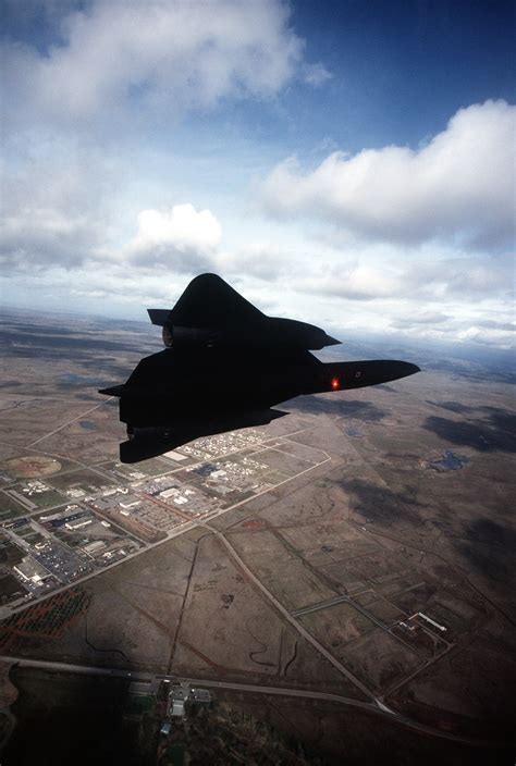 SR-71 banking