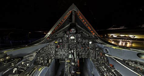 SR-71 avionics