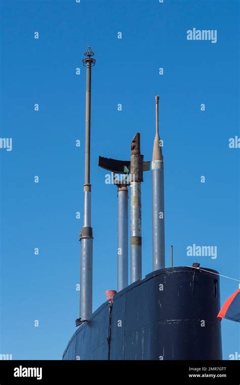 Design and Functionality of Submarine Conning Towers