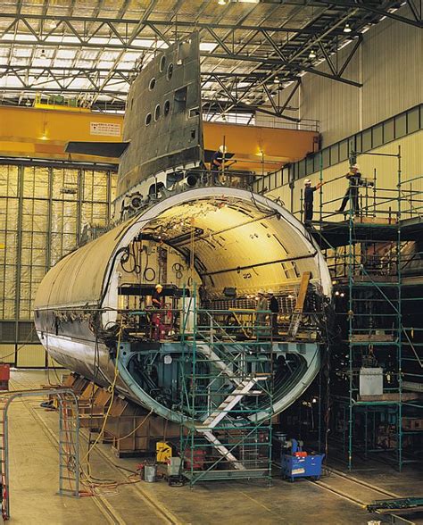 Submarine construction