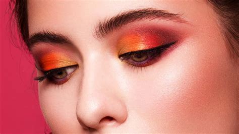 Sunset Eyes Look