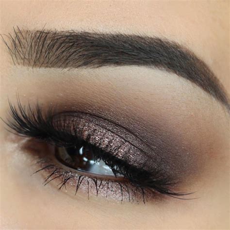 Taupe Eye Shadow