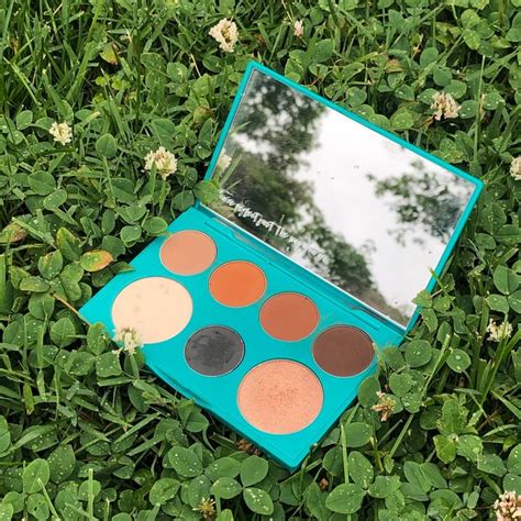 Thrive Perfect Eye Palette