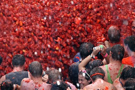 Tomatina Festival Tomato Fight