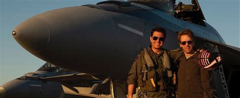 Top Gun pilots flying the F-18 Hornet