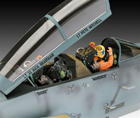 Top Gun plane model gallery image 4