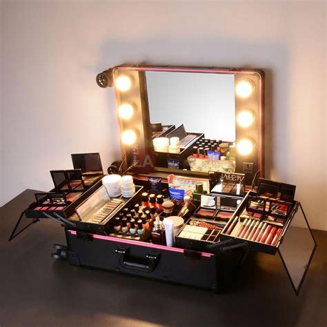 Travel-Sized Makeup Station