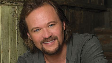 Travis Tritt with his family