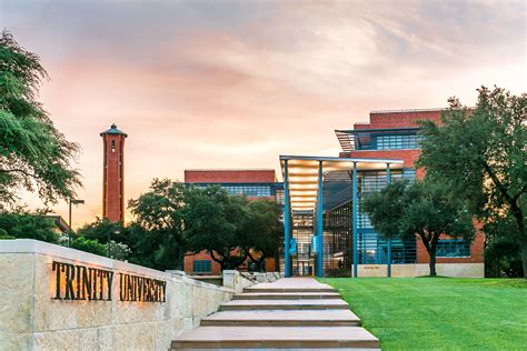 Trinity University Admission and Financial Aid