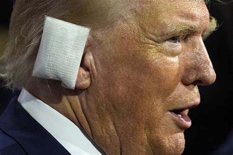 Trump Earpiece Incident