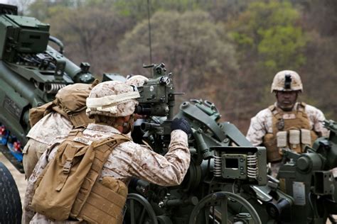 US Marine artillery advanced fire control