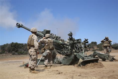 US Marine artillery training