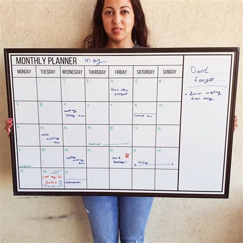 Using a whiteboard calendar