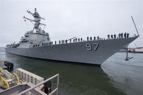 USS Halsey (DDG-97) Sailors