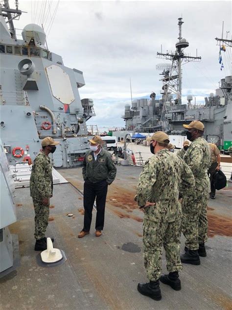 USS James E Williams Crew