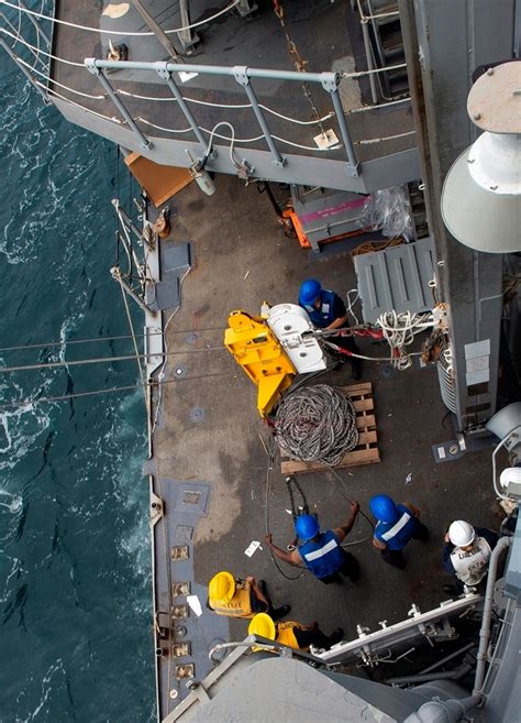 USS Lake Erie Replenishment at Sea