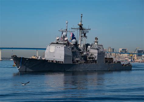 USS Lake Erie Visit