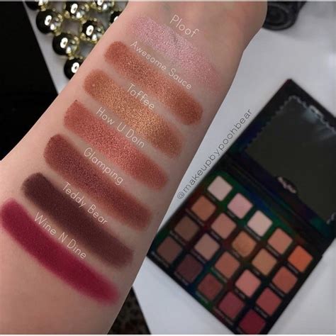 Violet Voss Holy Grail Pro eyeshadow swatches